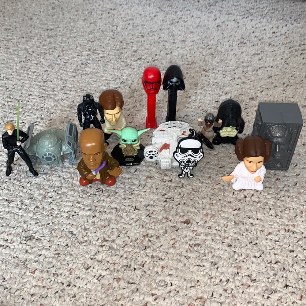 Star Wars Action Figure Toy Lot